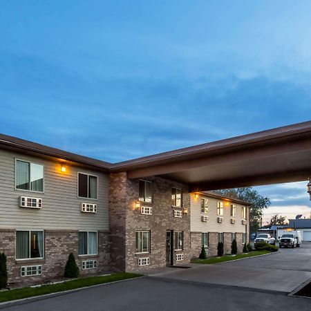 Super 8 By Wyndham Rexburg Otel Dış mekan fotoğraf