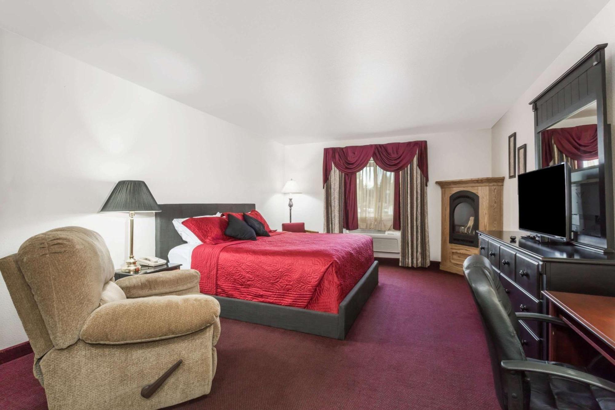 Super 8 By Wyndham Rexburg Otel Dış mekan fotoğraf