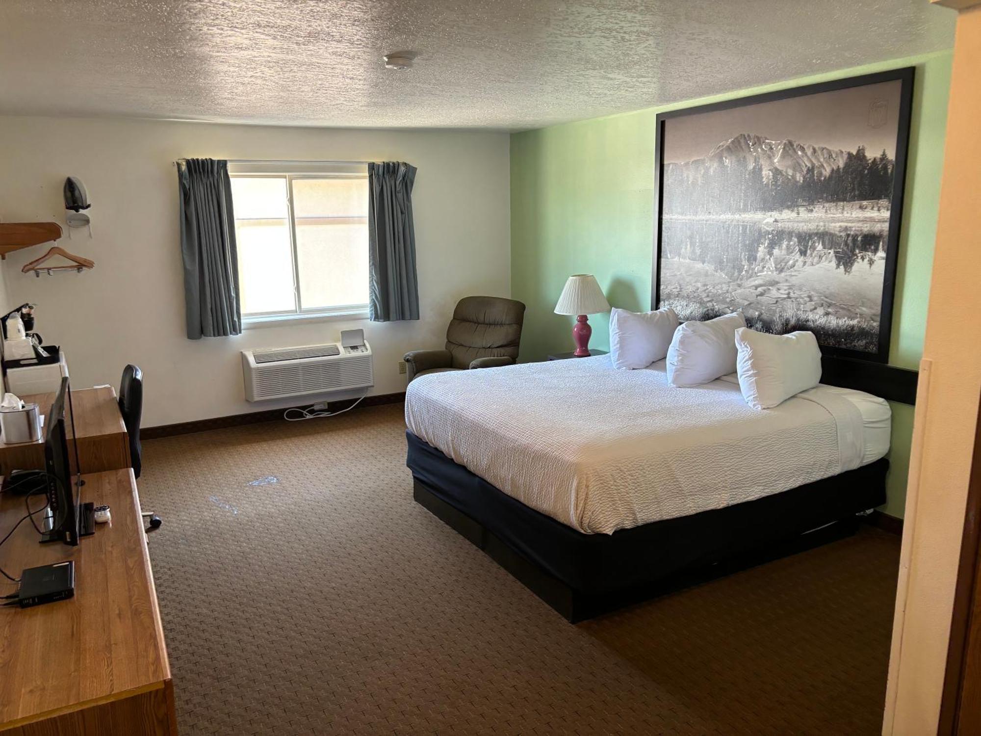 Super 8 By Wyndham Rexburg Otel Dış mekan fotoğraf