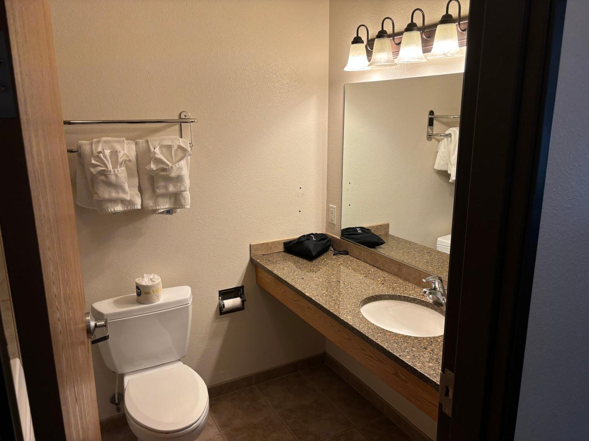 Super 8 By Wyndham Rexburg Otel Dış mekan fotoğraf